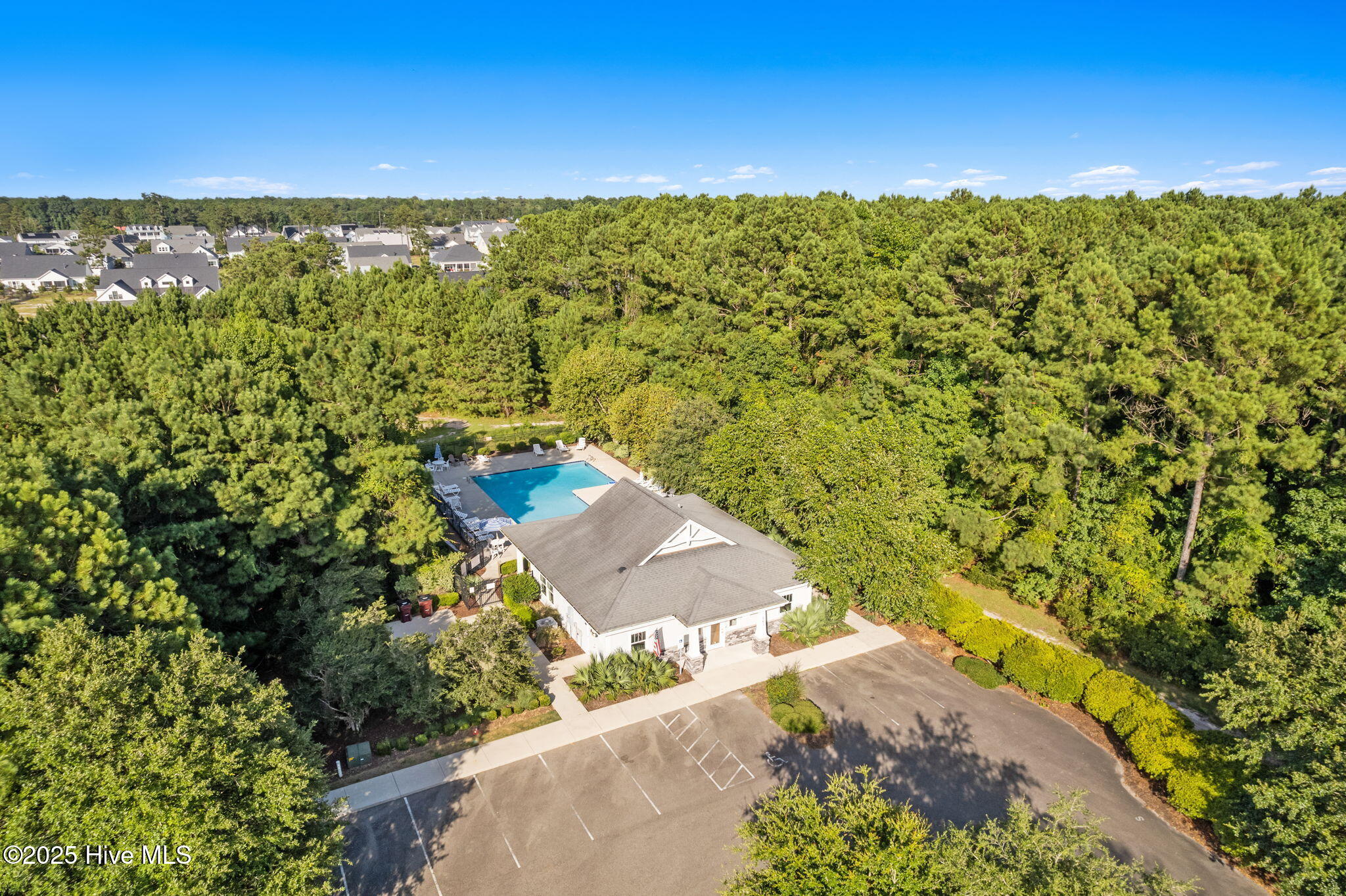 100521115 | Photo 68