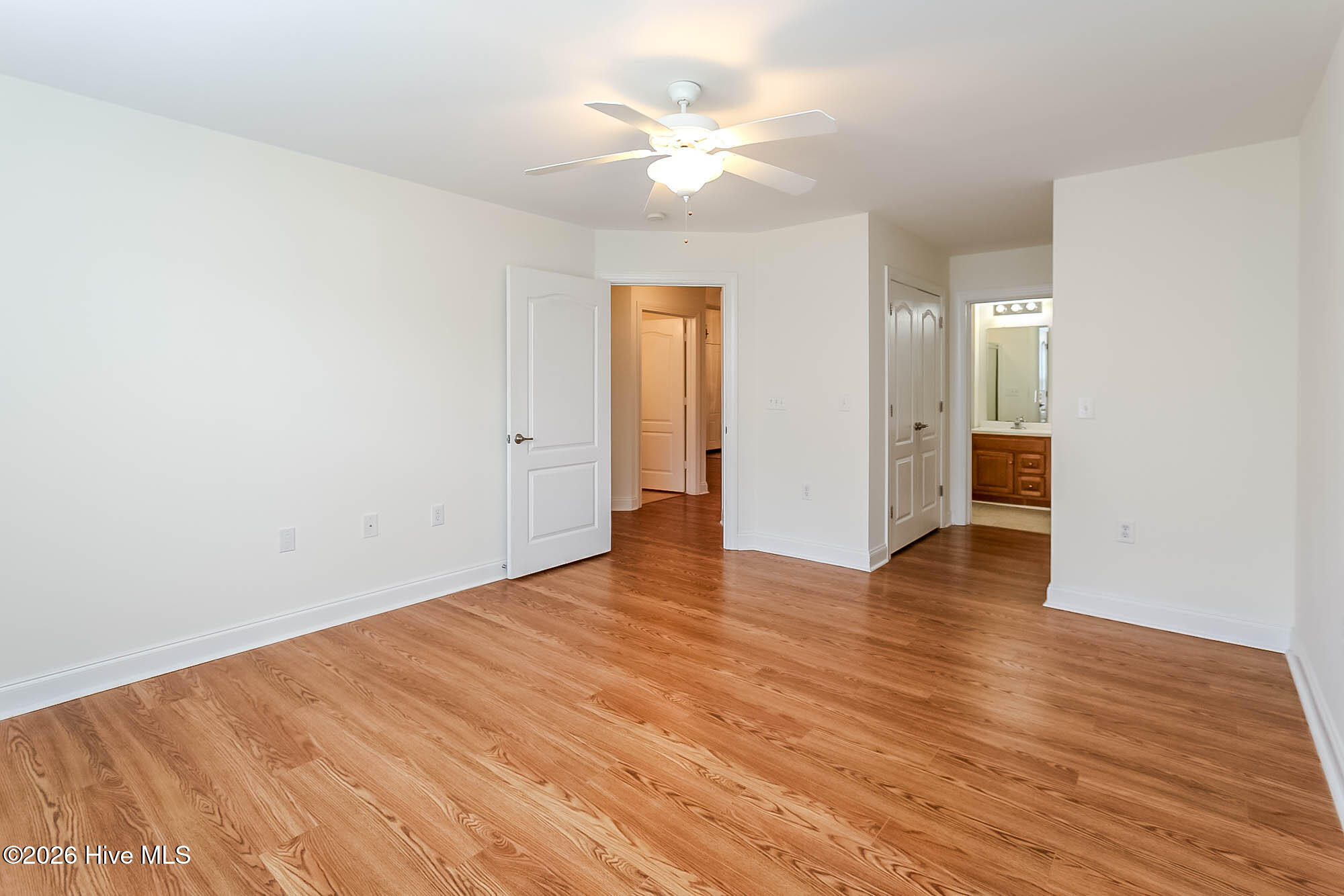 103 Treasure Cove,Newport