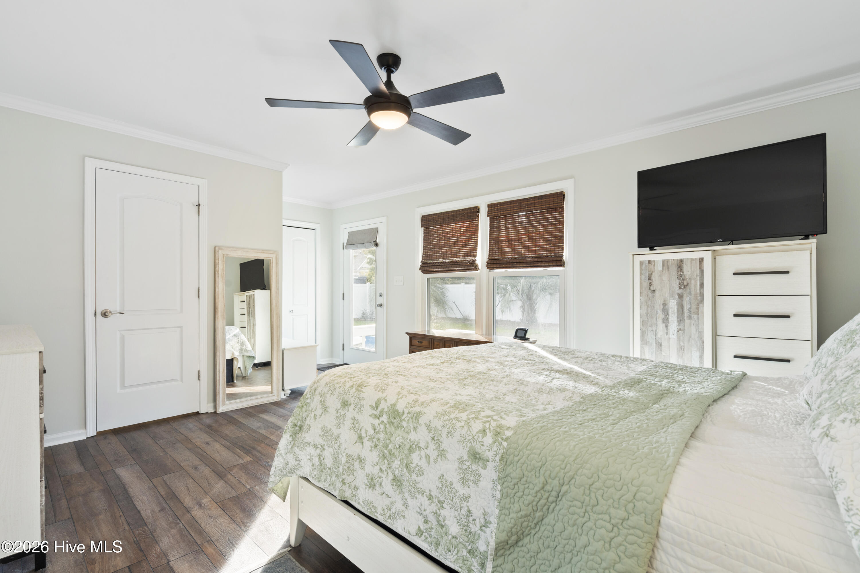 100555391 | Photo 27