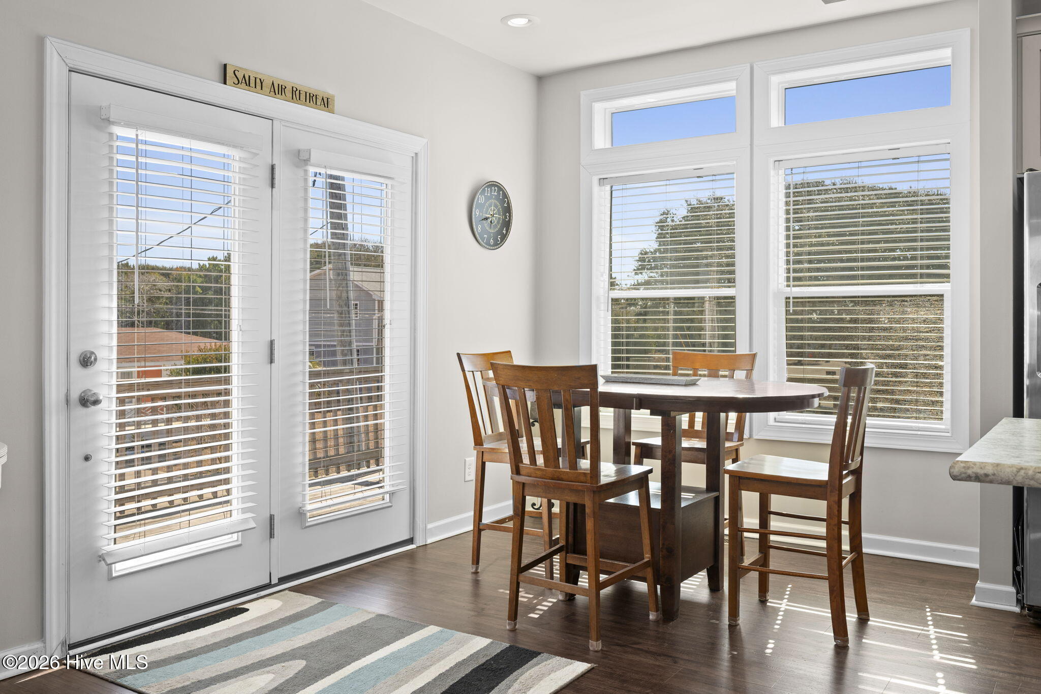 100550759 | Photo 10