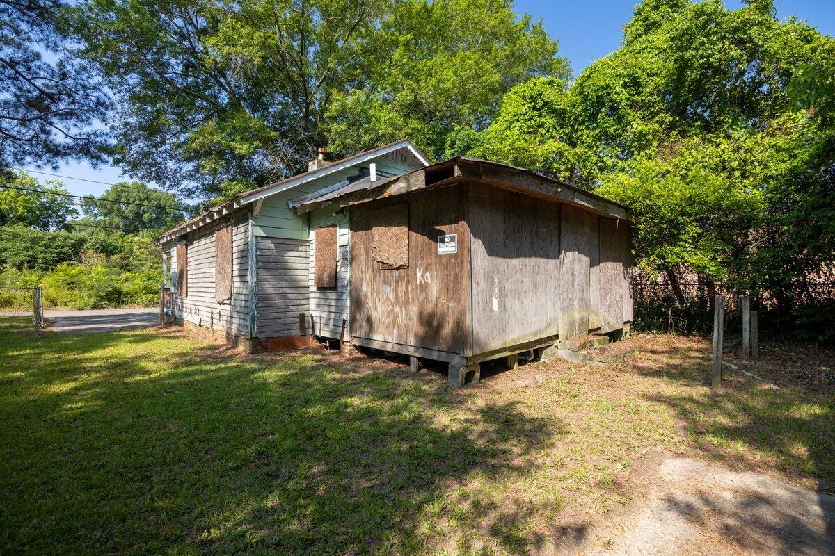 1439 Dewitt Street-04