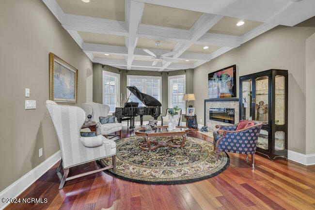 100543138 | Photo 10