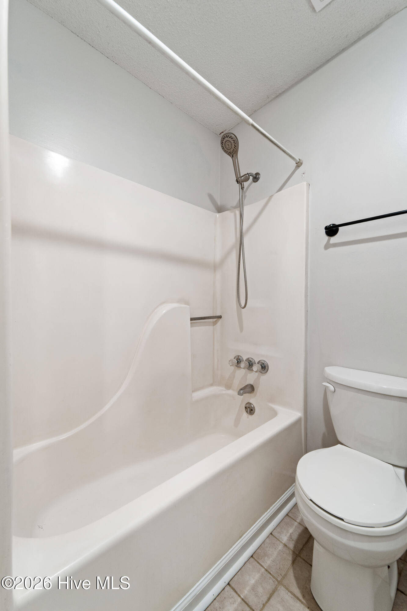 100549587 | Photo 12