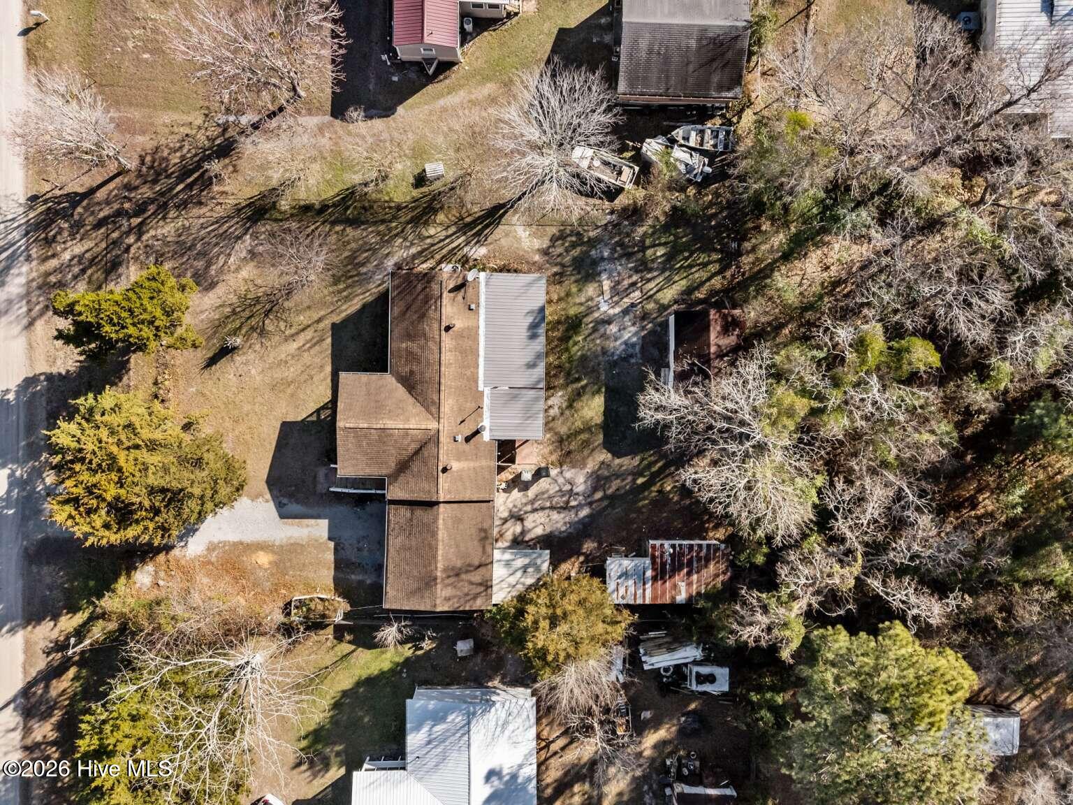 100550167 | Photo 24