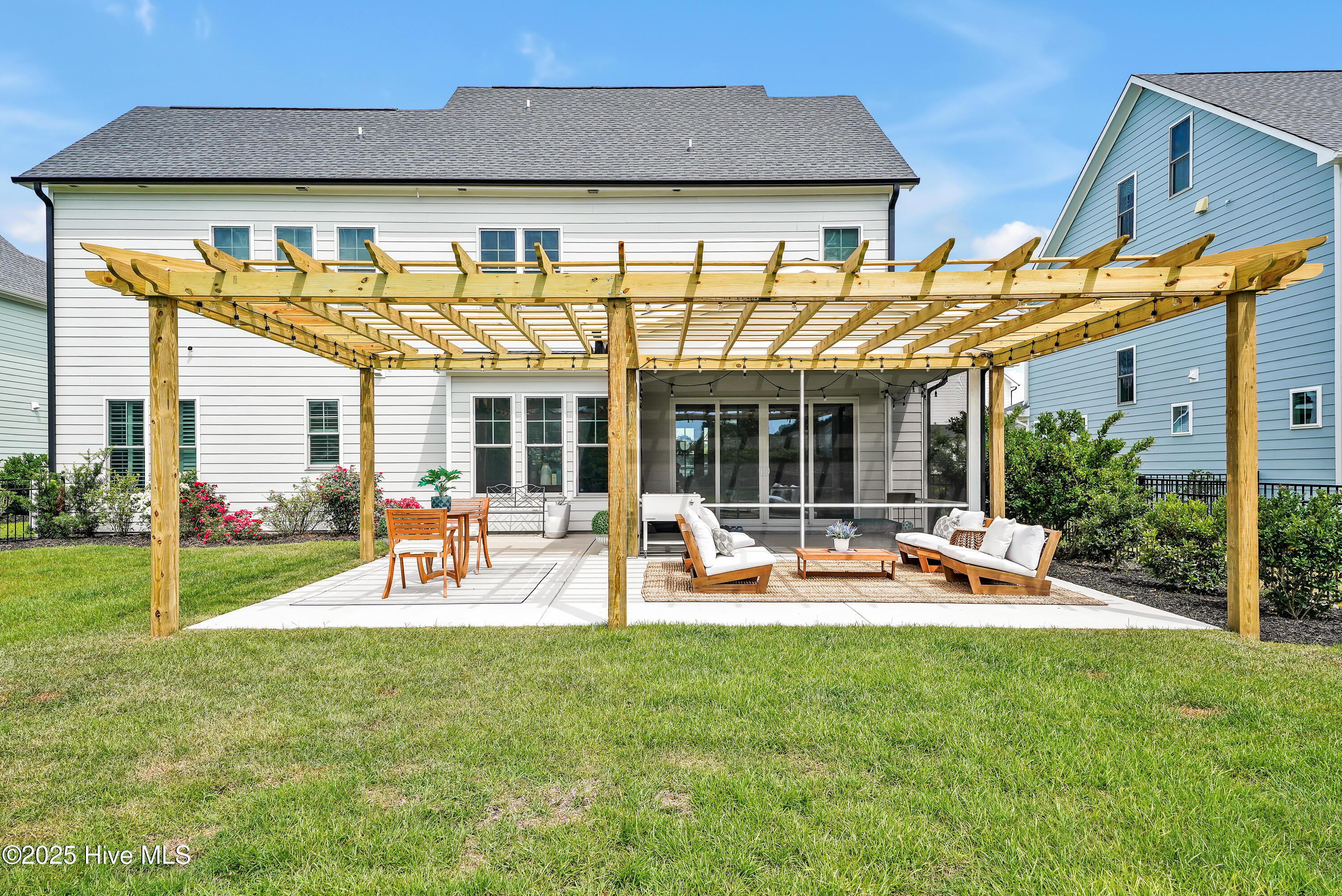 100520881 | Photo 39