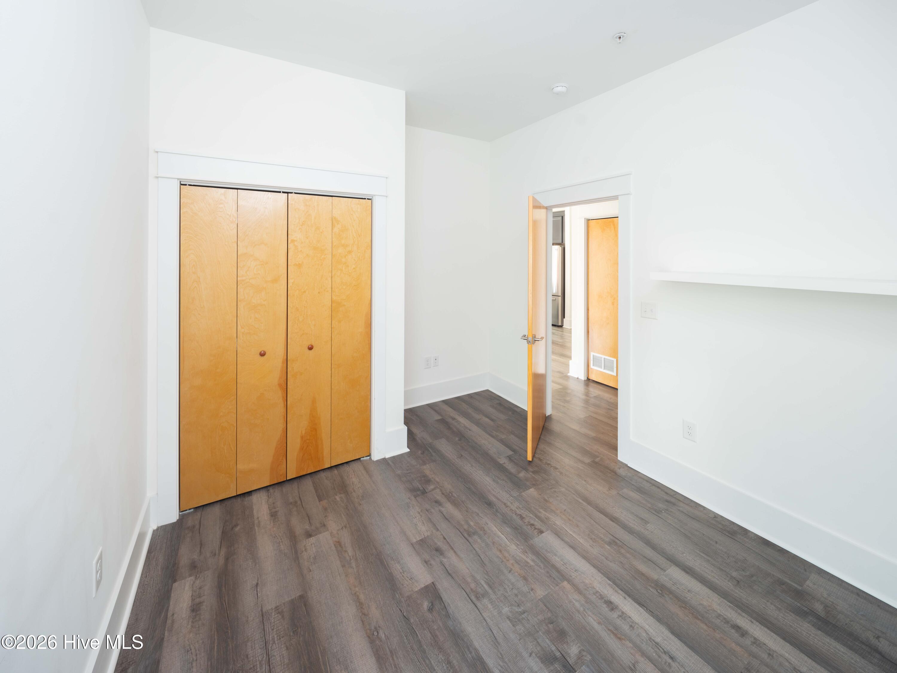 100549852 | Photo 37