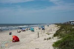 100548105 | Photo 48