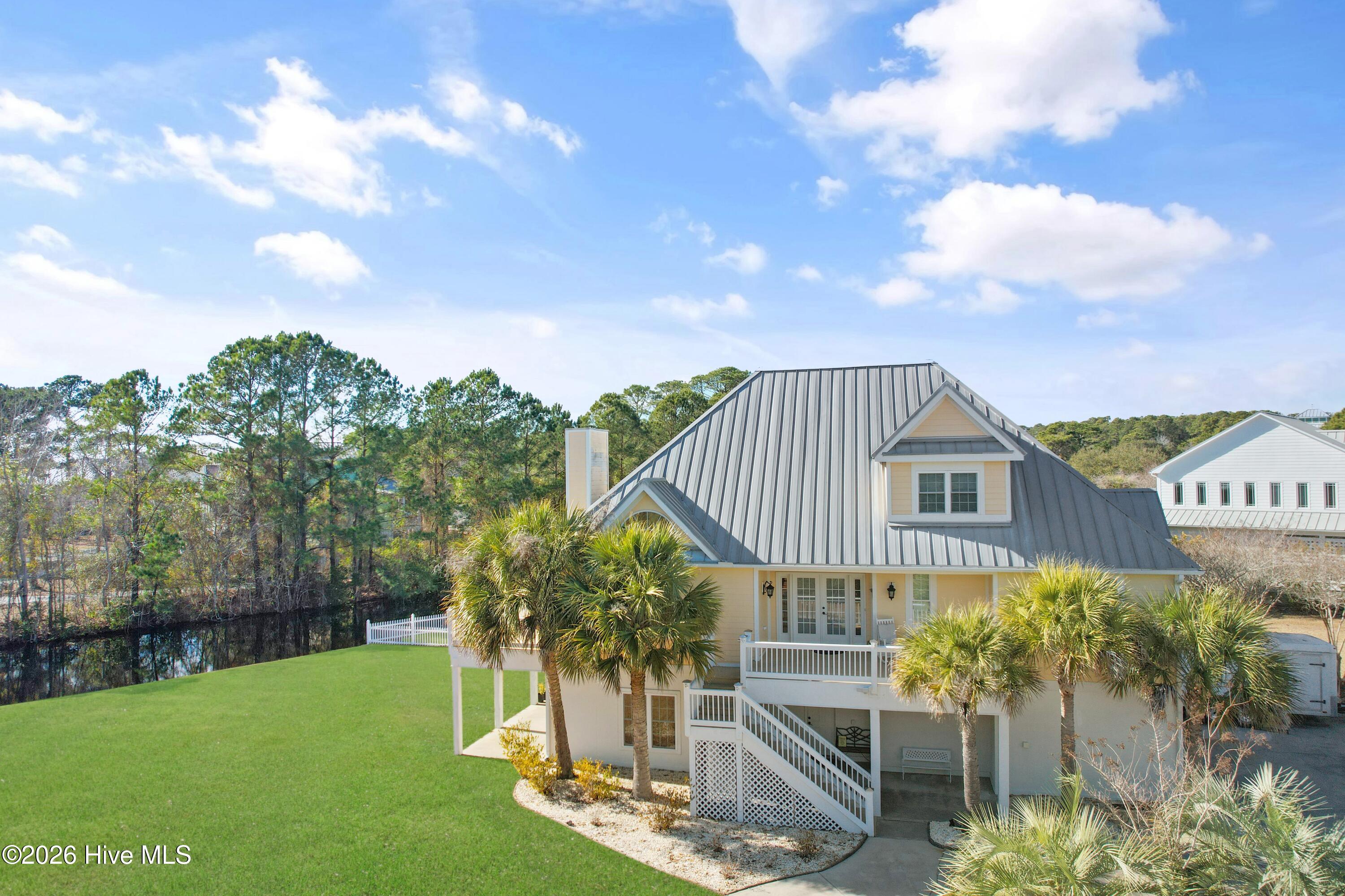 100559303 | Photo 60