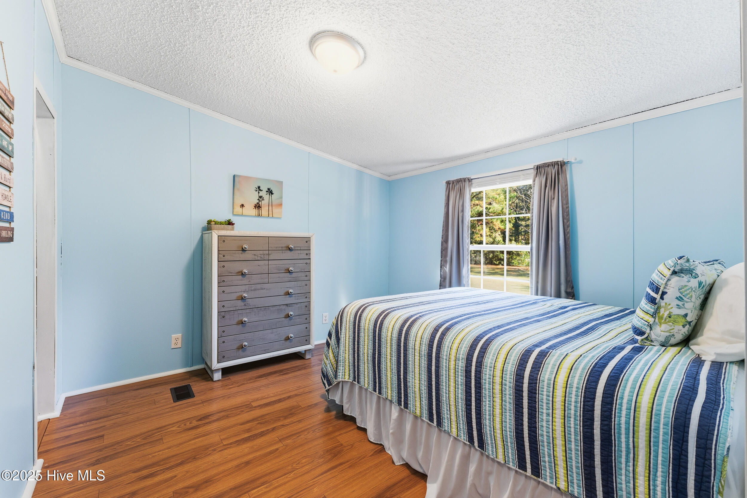 100536494 | Photo 21