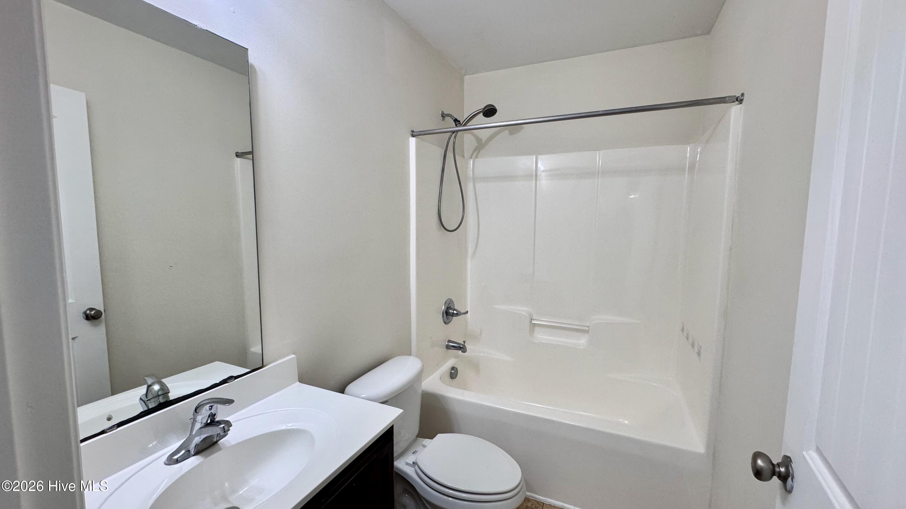 100561973 | Photo 27