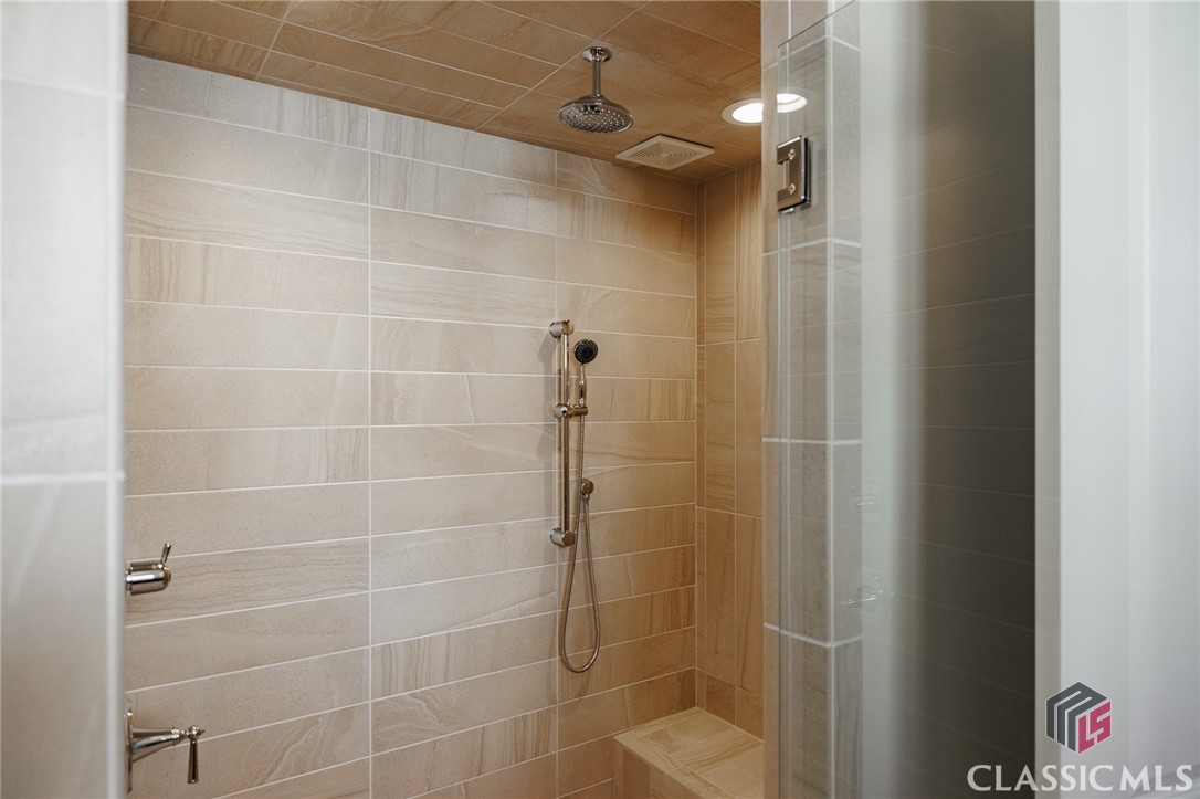 2990 Greenleffe Drive