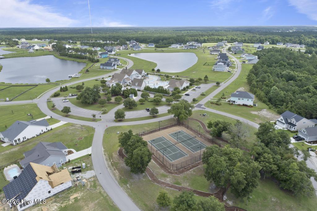 100569844 | Photo 70