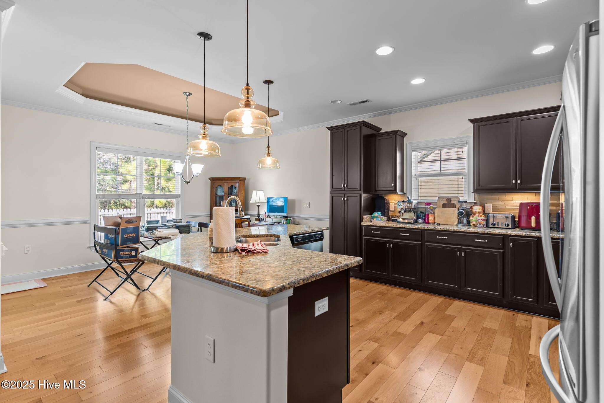 100538219 | Photo 17