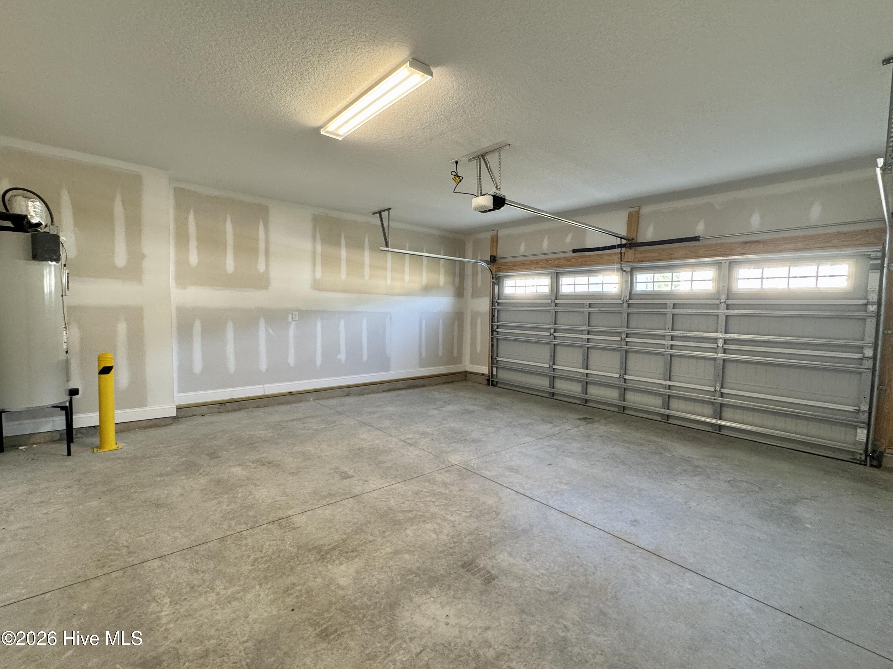 100555897 | Photo 15