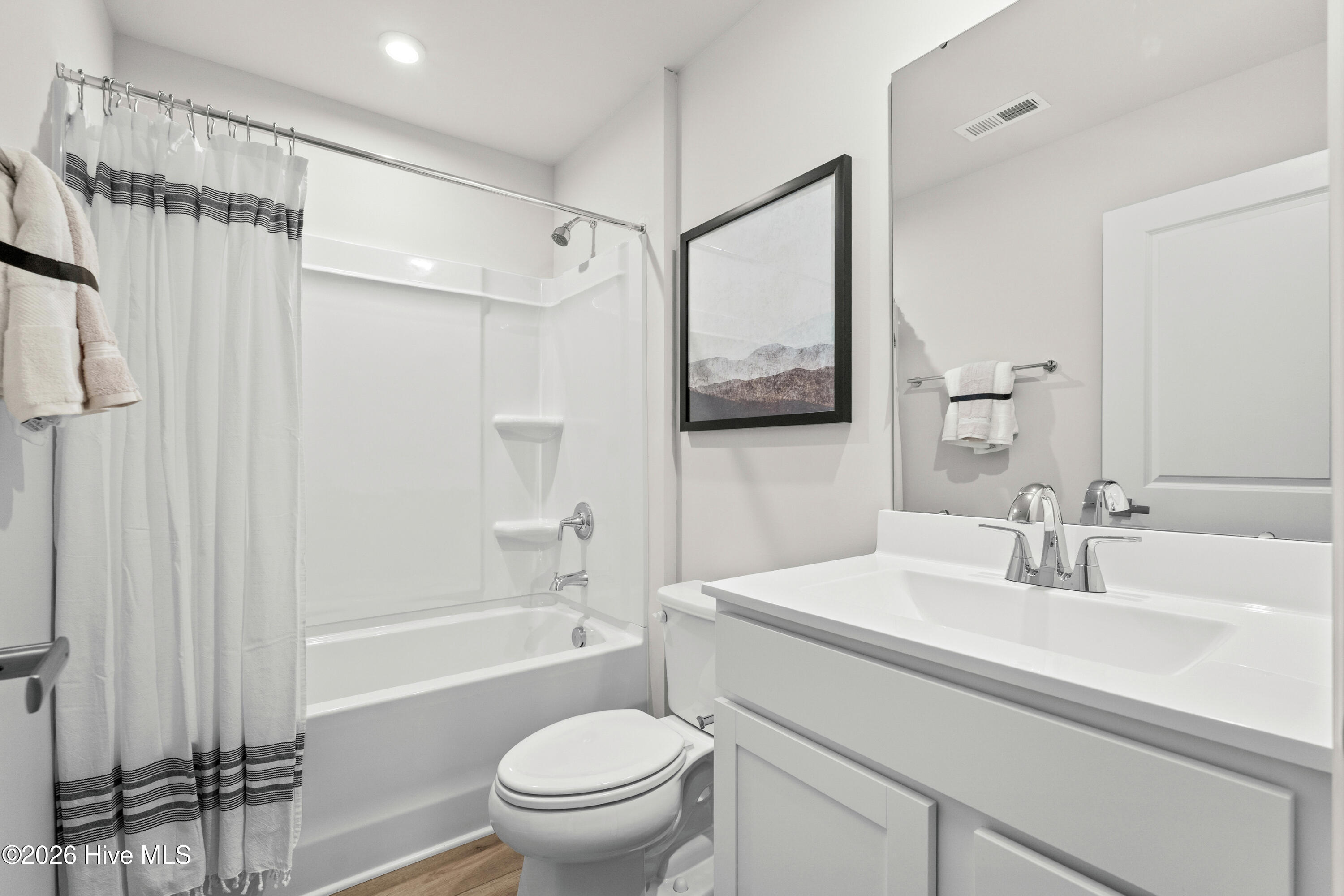 100562537 | Photo 14