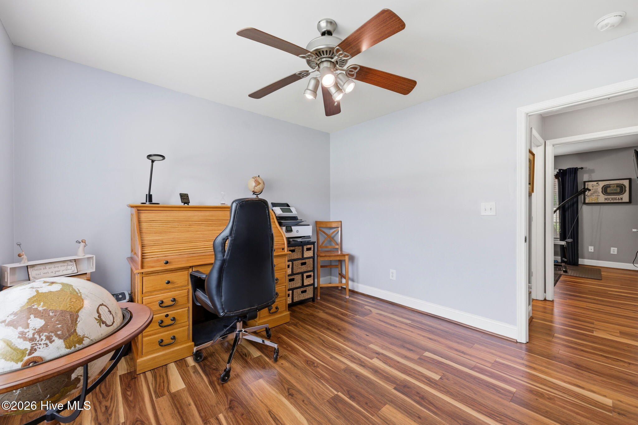2nd bedroom