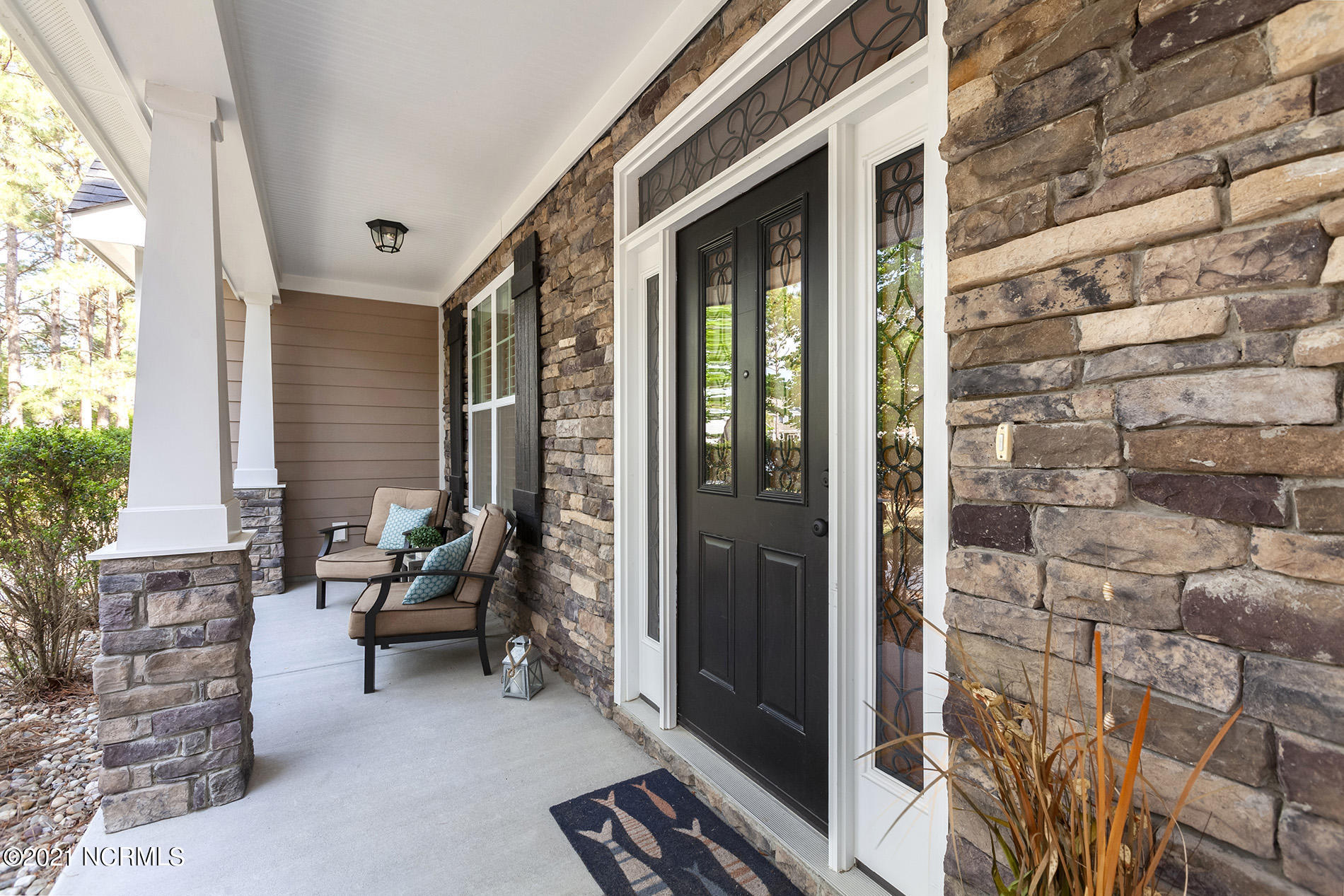 Grandview-1026-2fprch-Caroline_4147-CR2