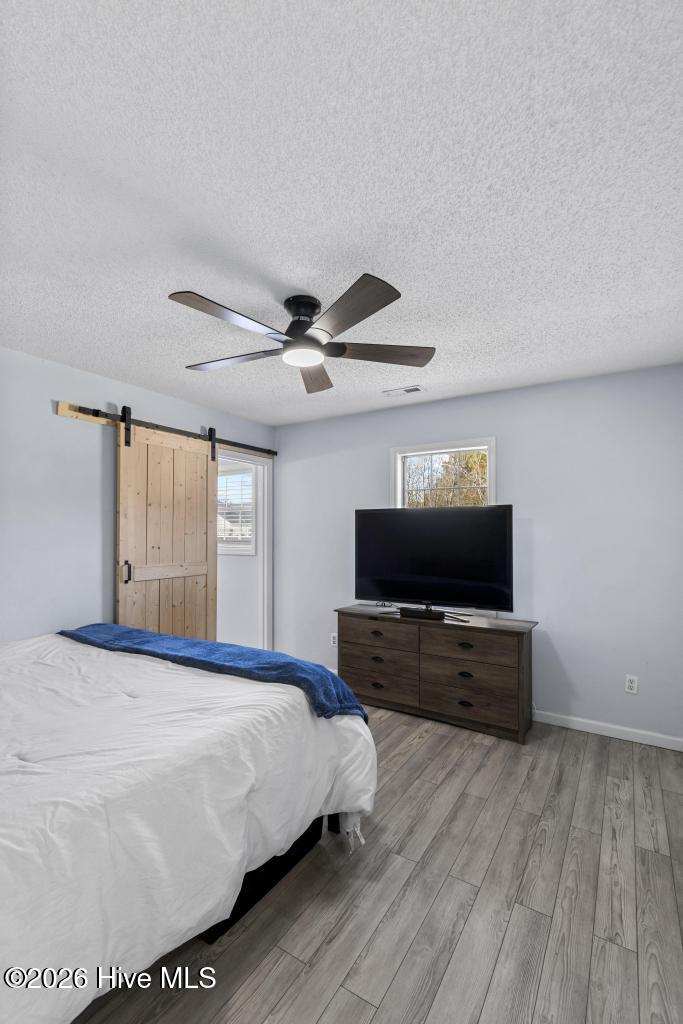 100553305 | Photo 16