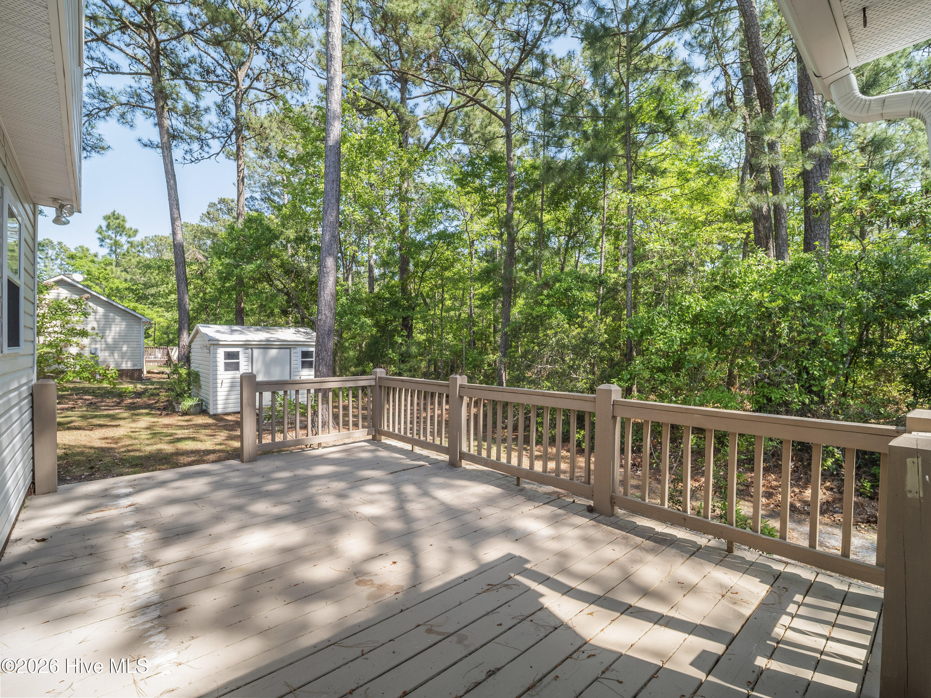 100570640 | Photo 49