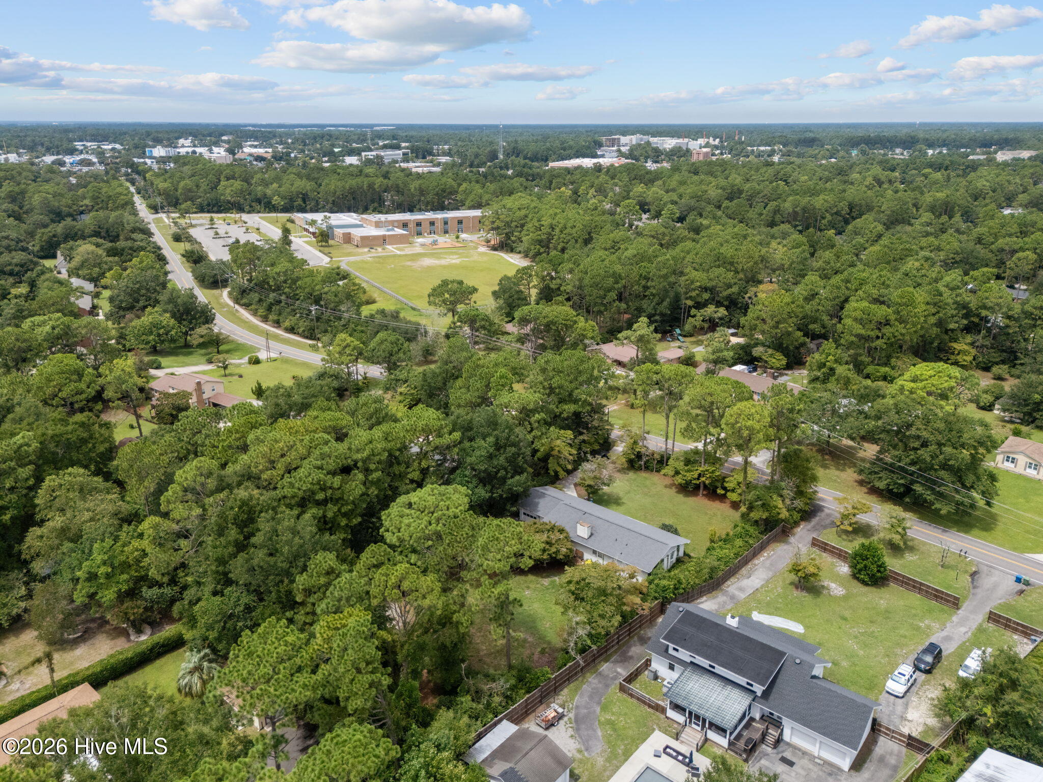 100525803 | Photo 49