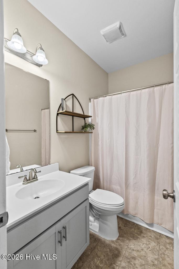 100565616 | Photo 22