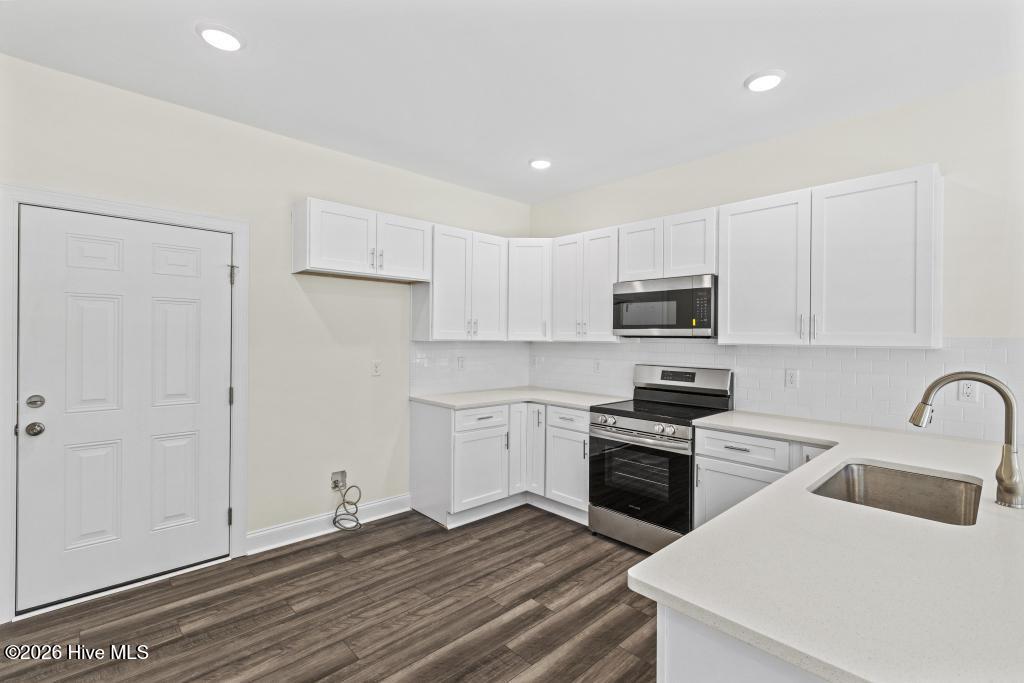 2024 Page Road, Burgaw, NC 28425 – photo 5: 425A8120