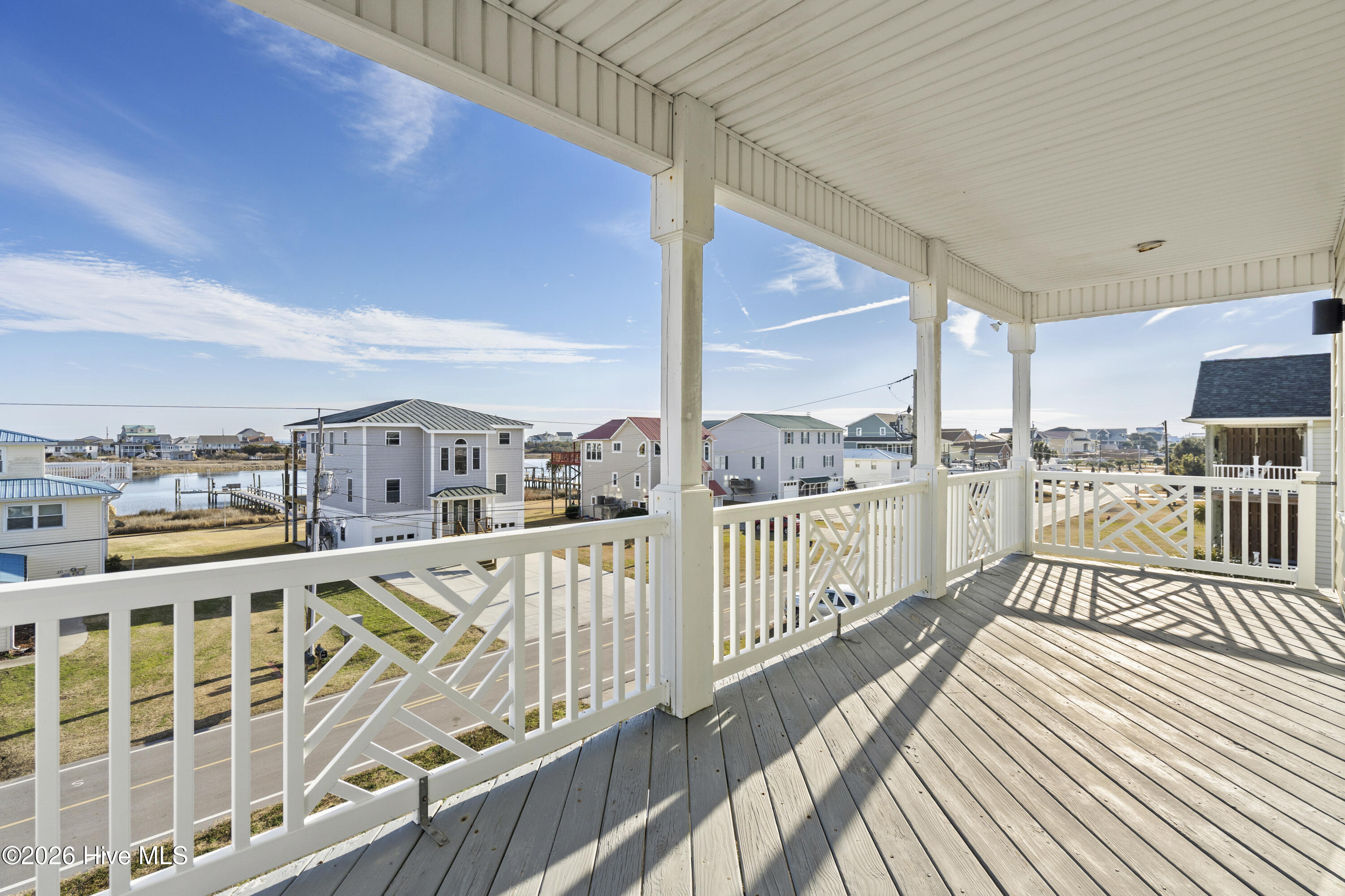 100555944 | Photo 42