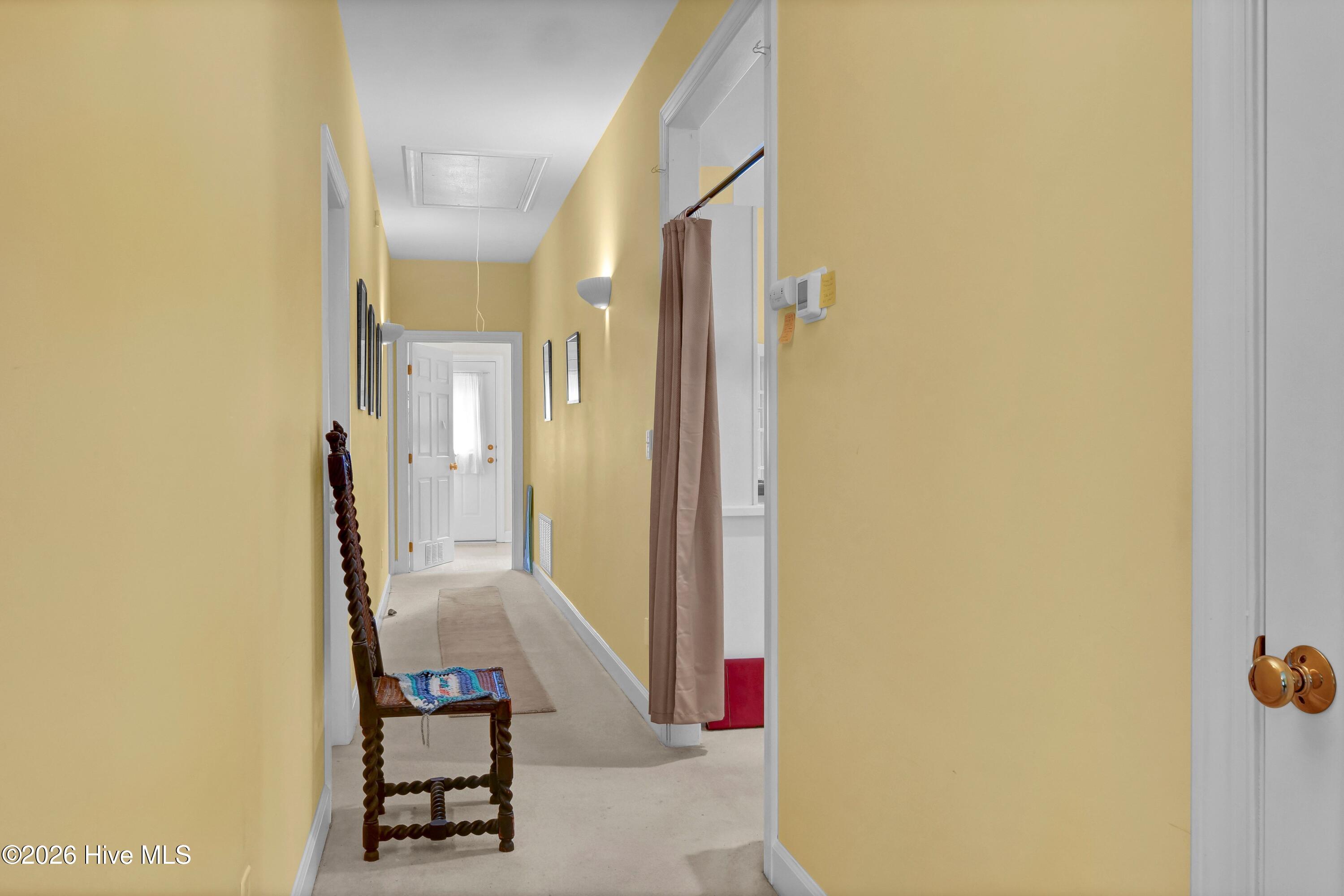 100564382 | Photo 10