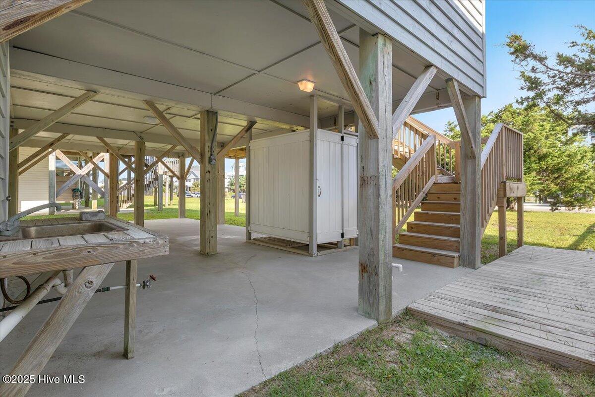 100527550 | Photo 39