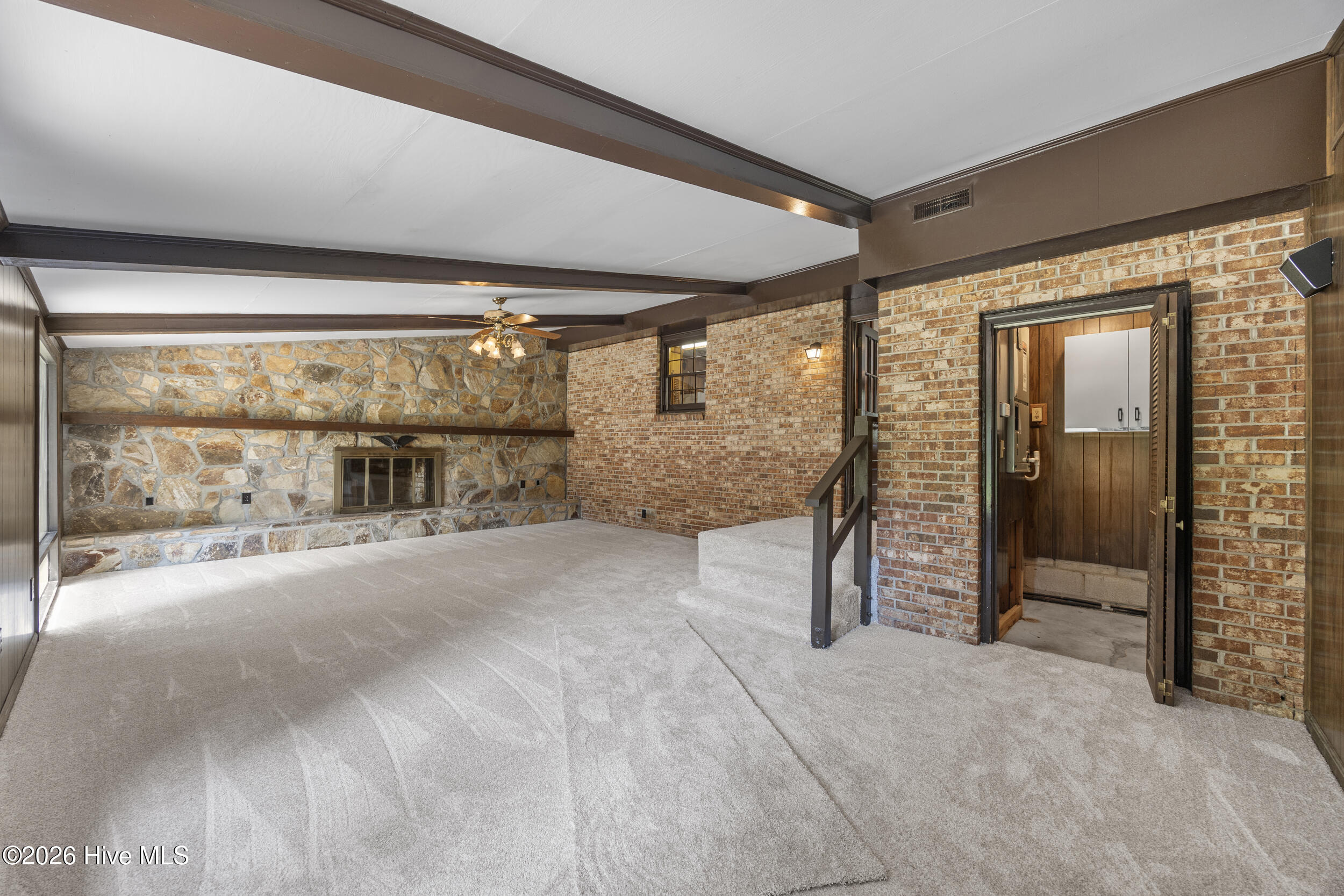 5 Forest Court,Jacksonville