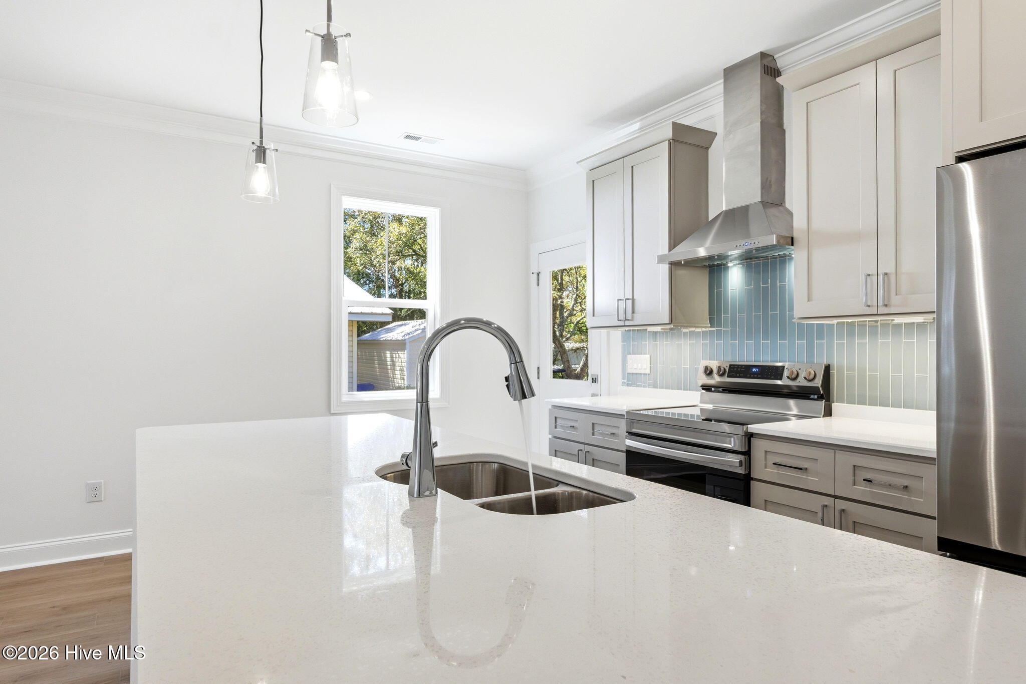 100565030 | Photo 18