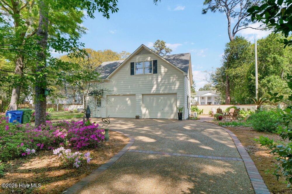 100562468 | Photo 39