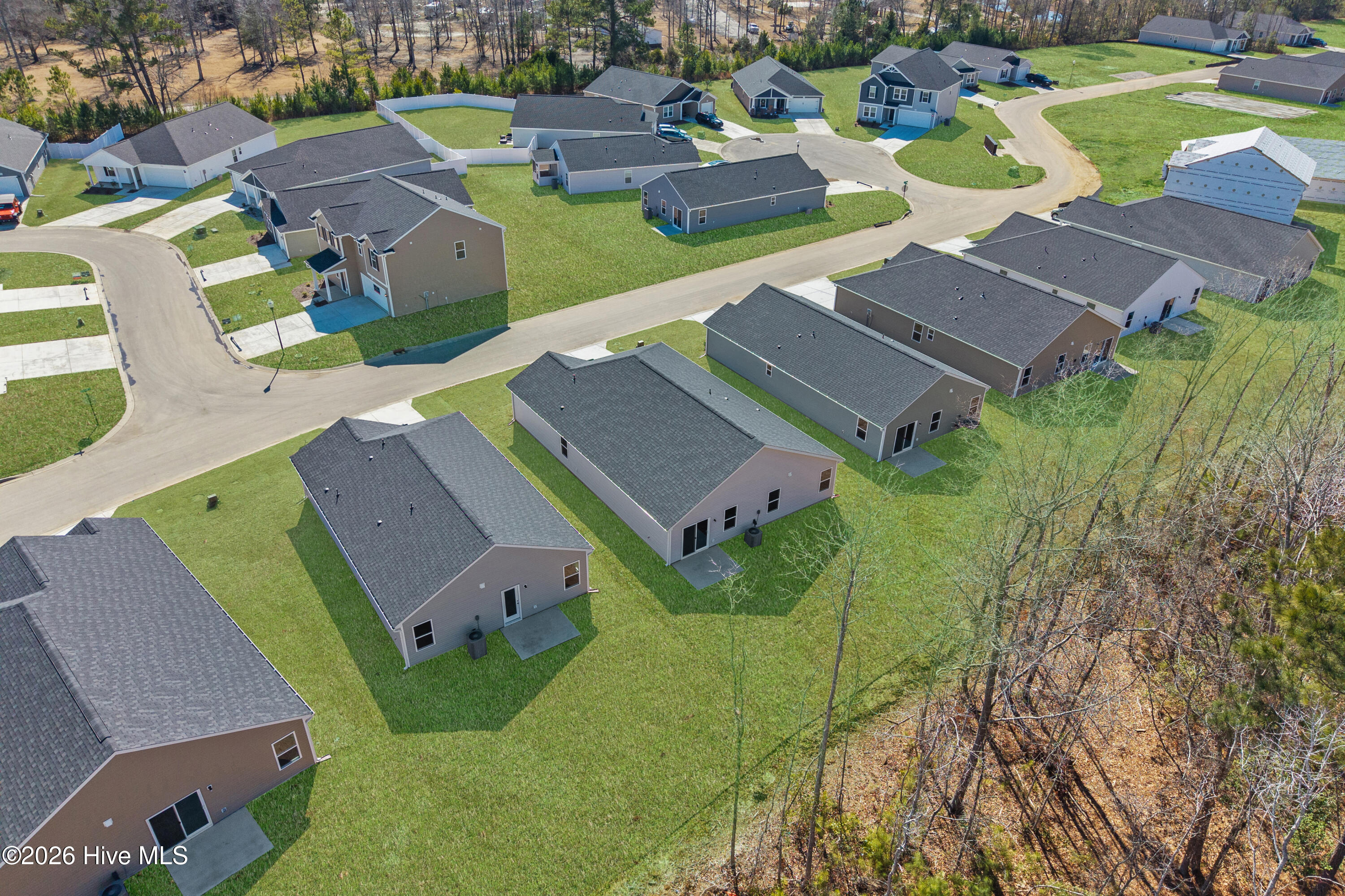 100552114 | Photo 35