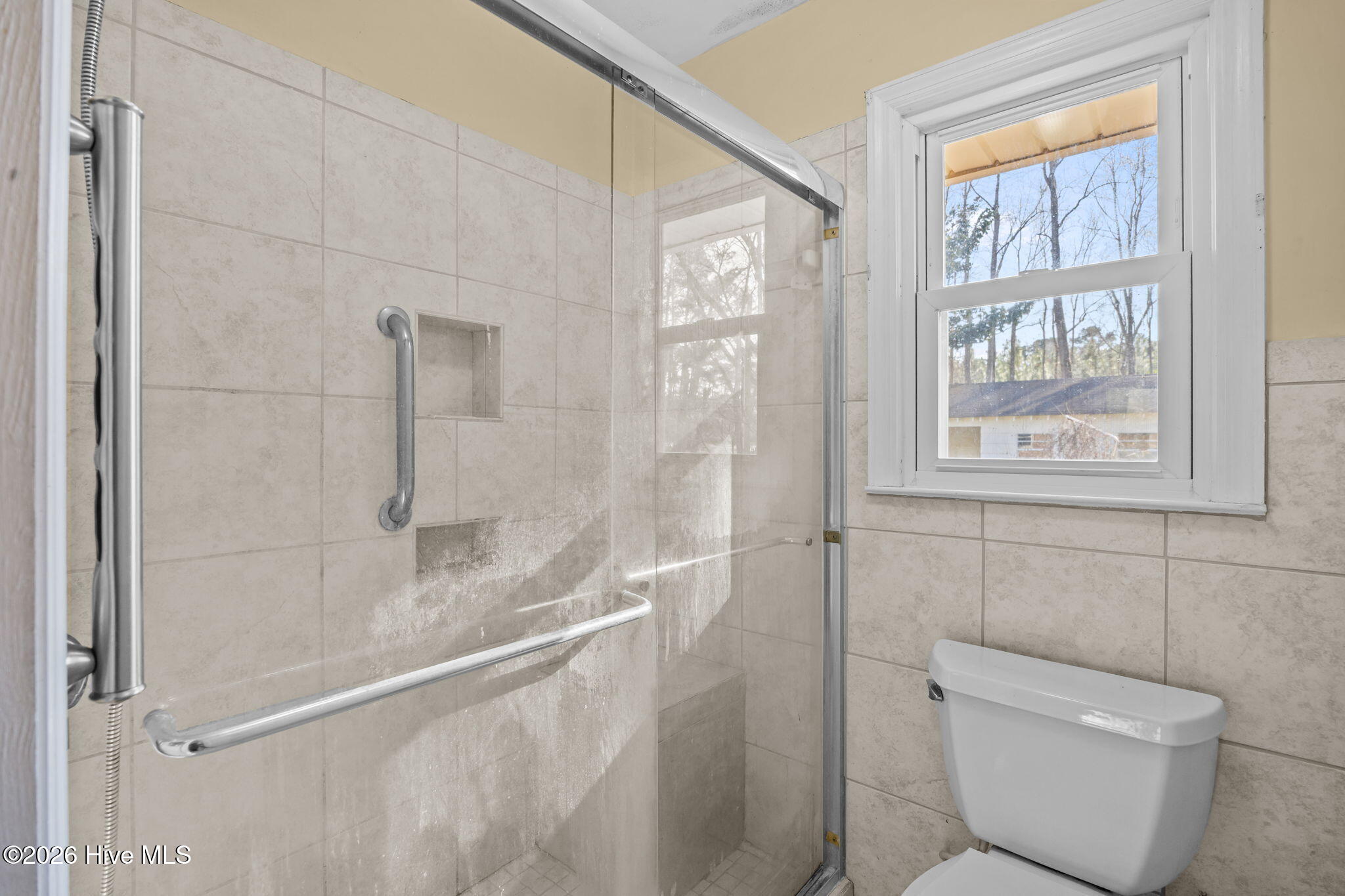 100559935 | Photo 39