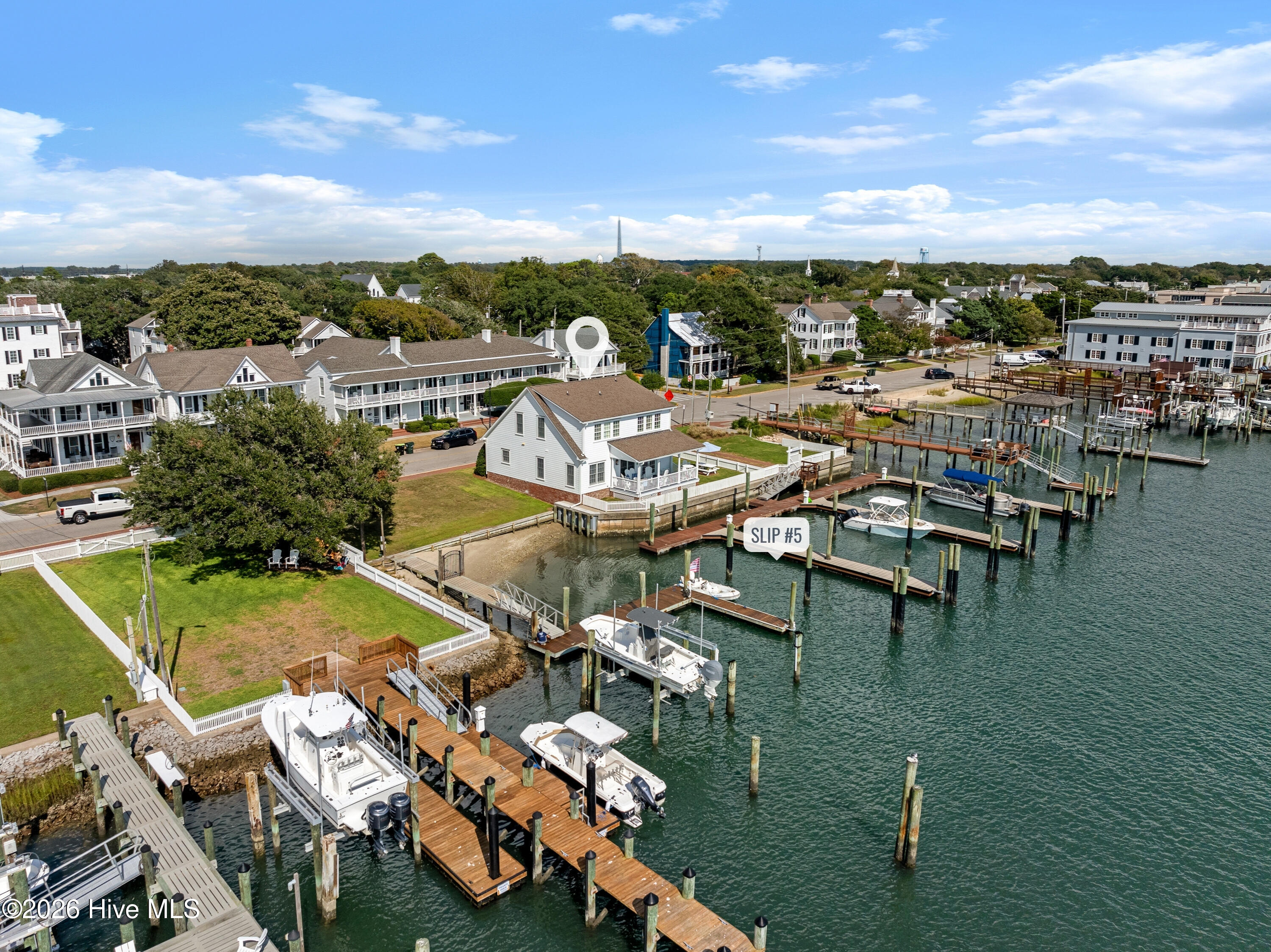 122 Front Street & Slip #5,Beaufort