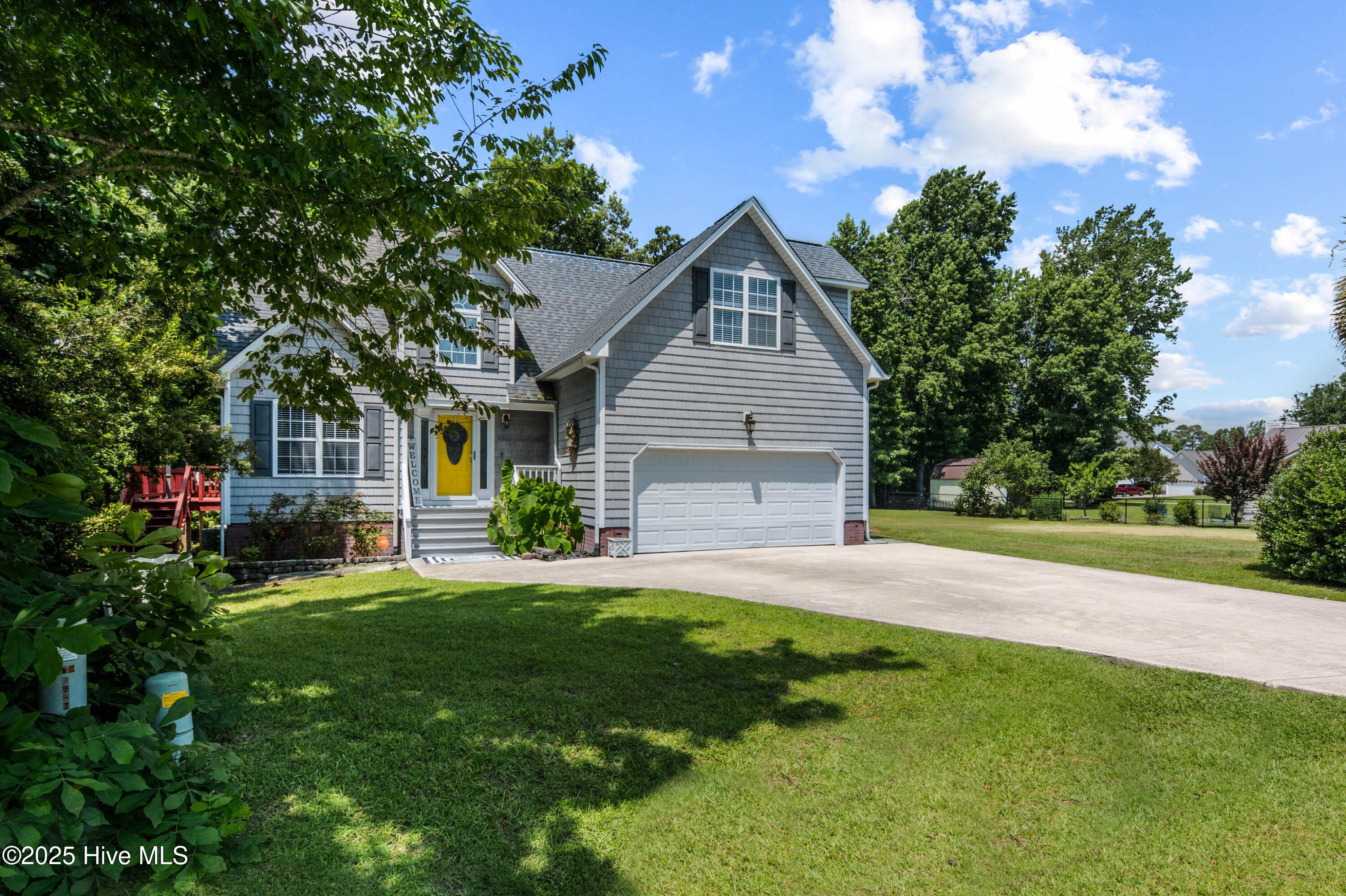 902 Charleston Place, Sneads Ferry, NC 28460 – photo 3: 03