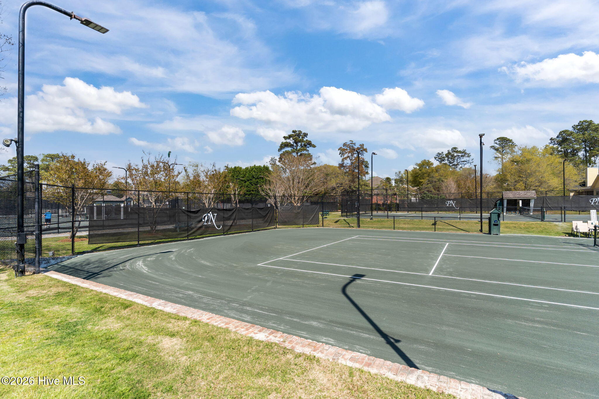 100564418 | Photo 66