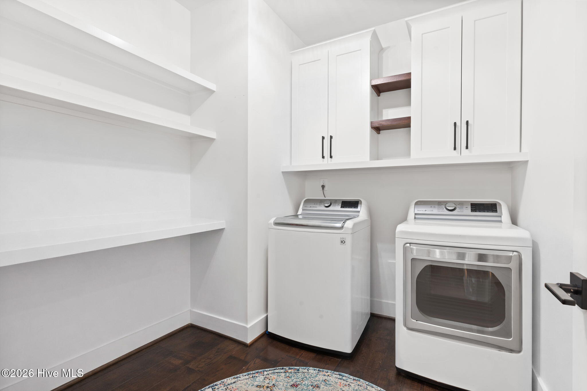 100554419 | Photo 42