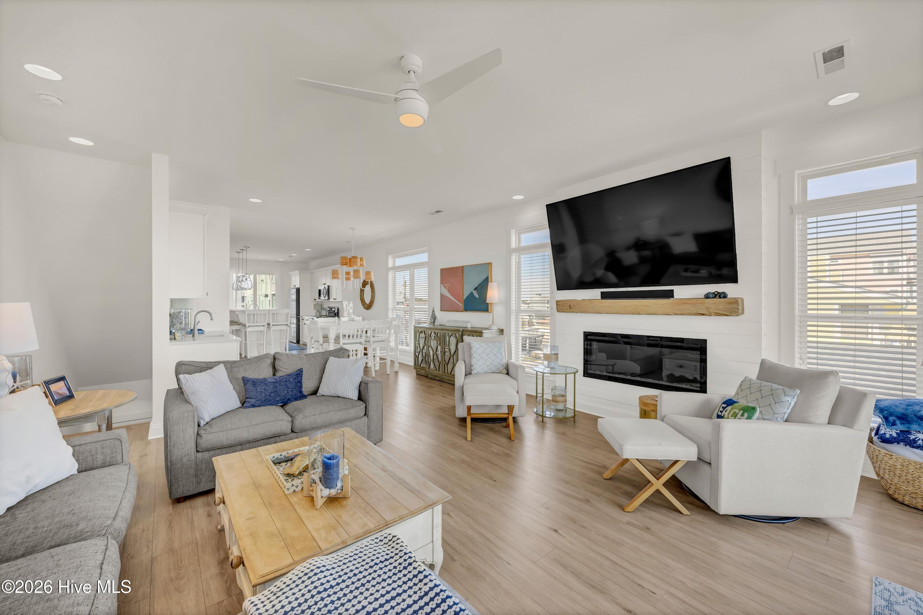 810 N Carolina Beach Avenue N UNIT 1, Carolina Beach, NC, 28428