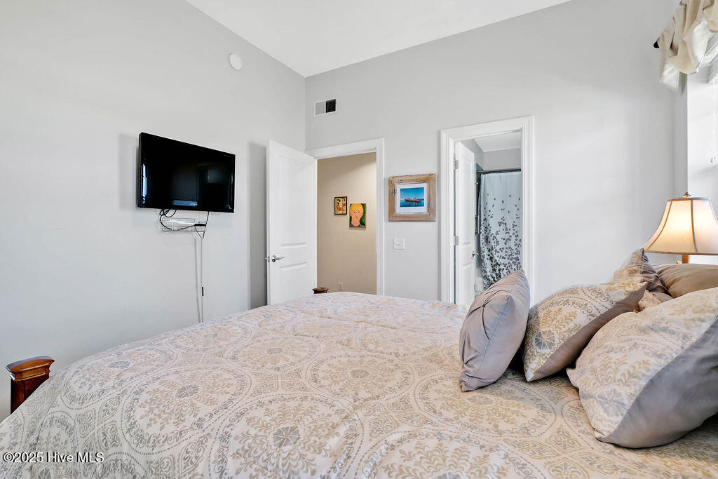 100497917 | Photo 27