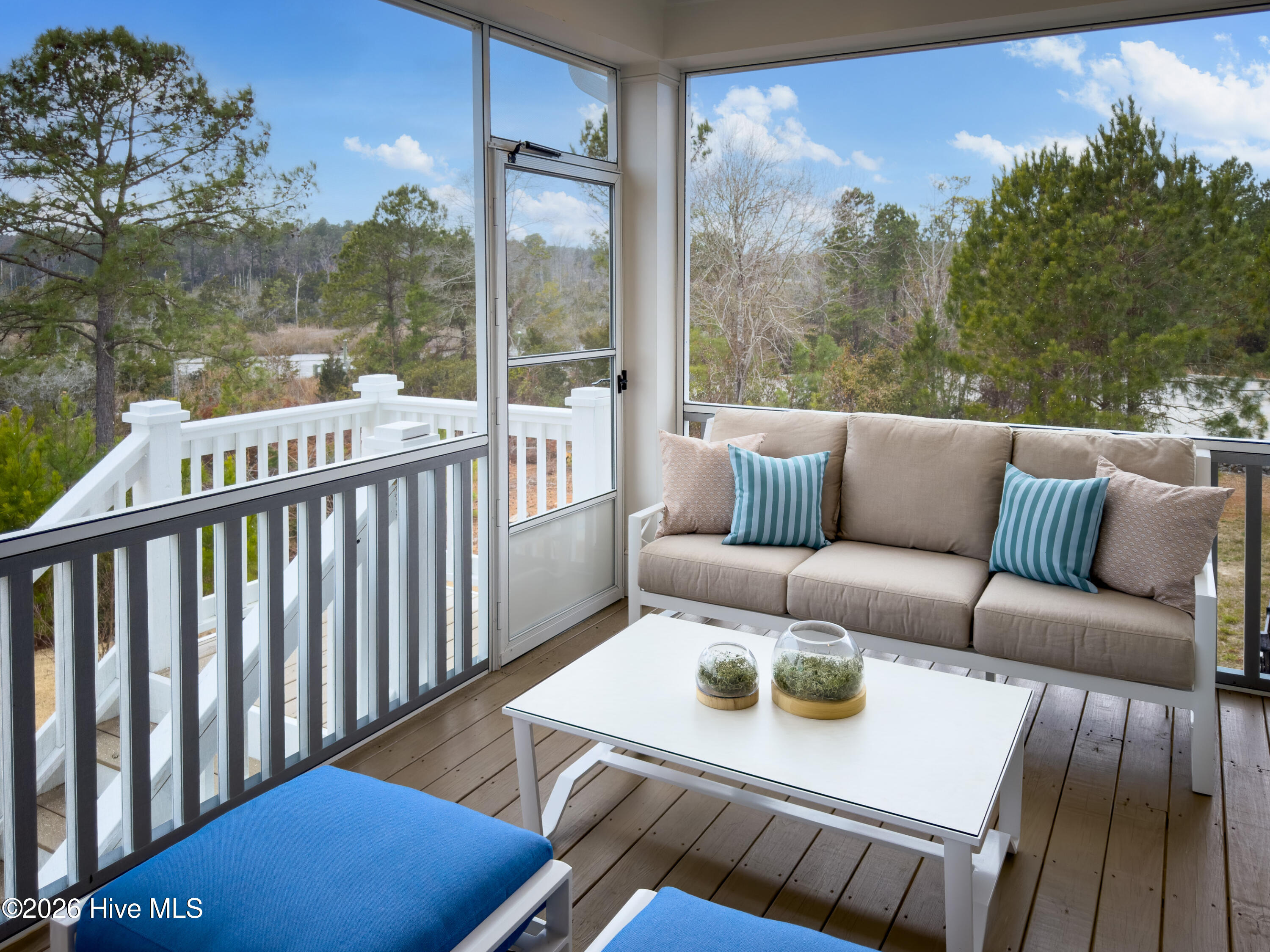 100552553 | Photo 22