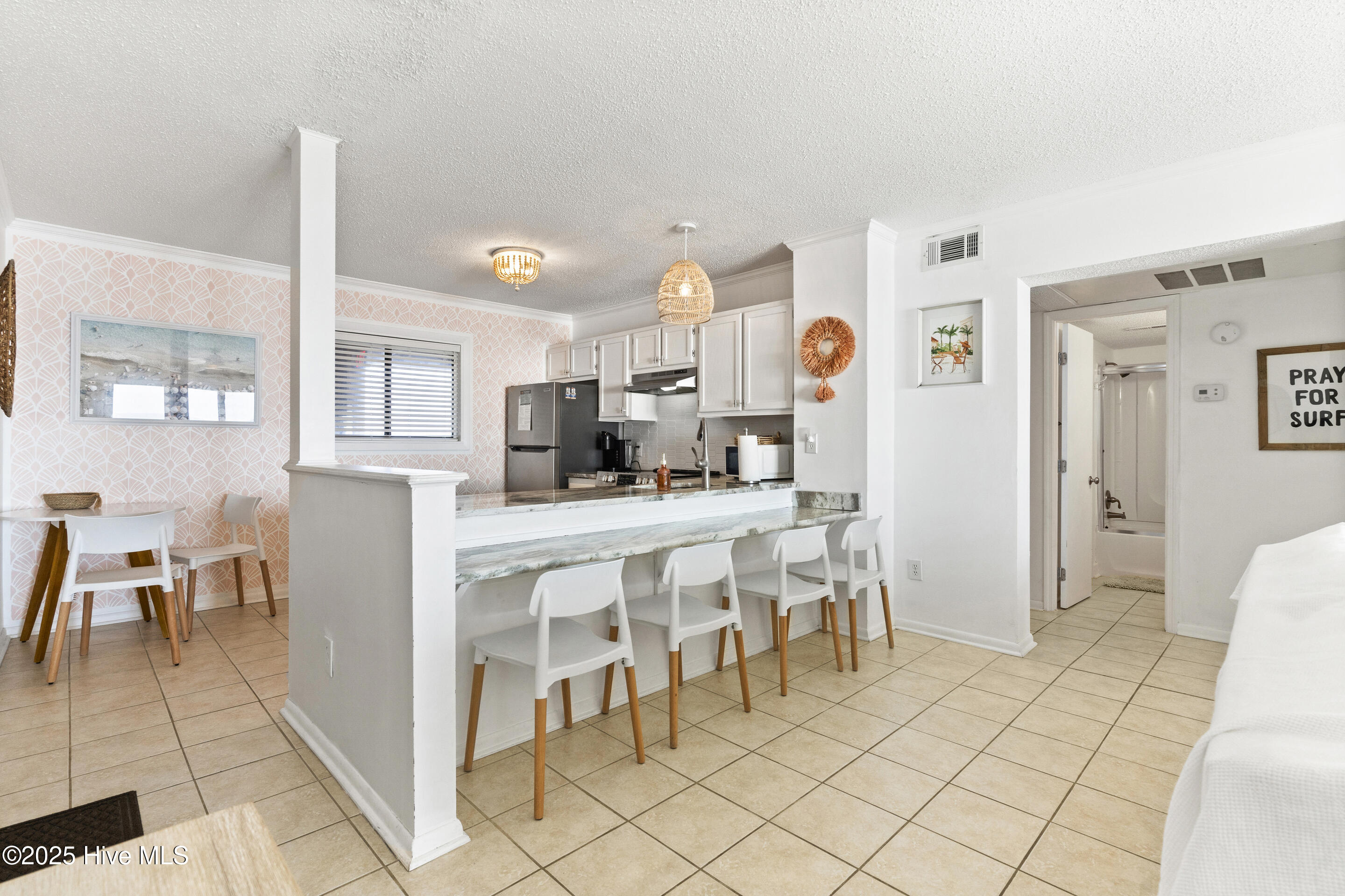 100529356 | Photo 10