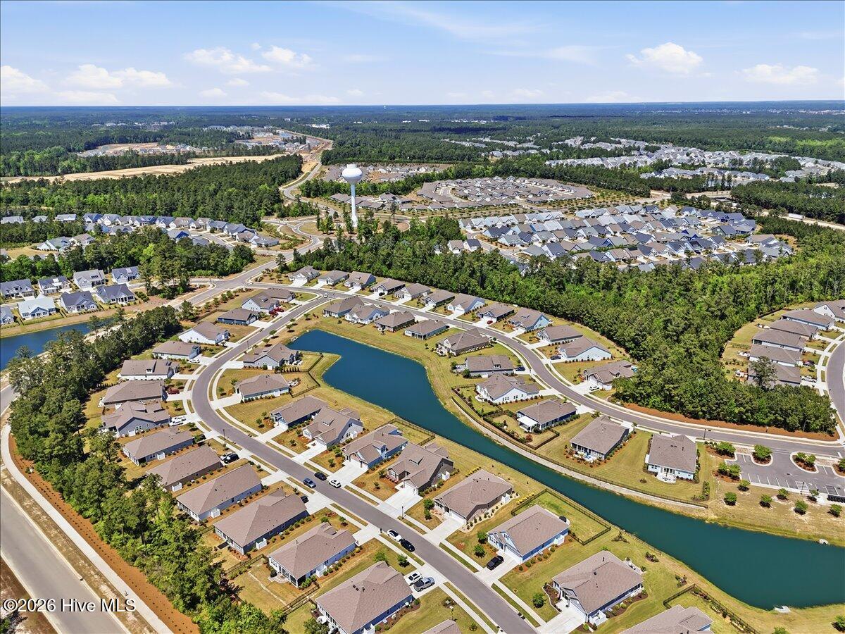 100569276 | Photo 65