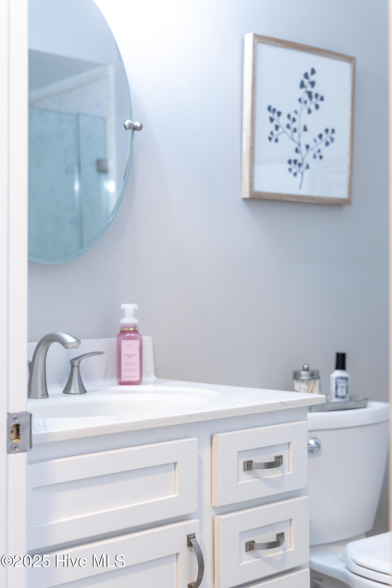 100530467 | Photo 45