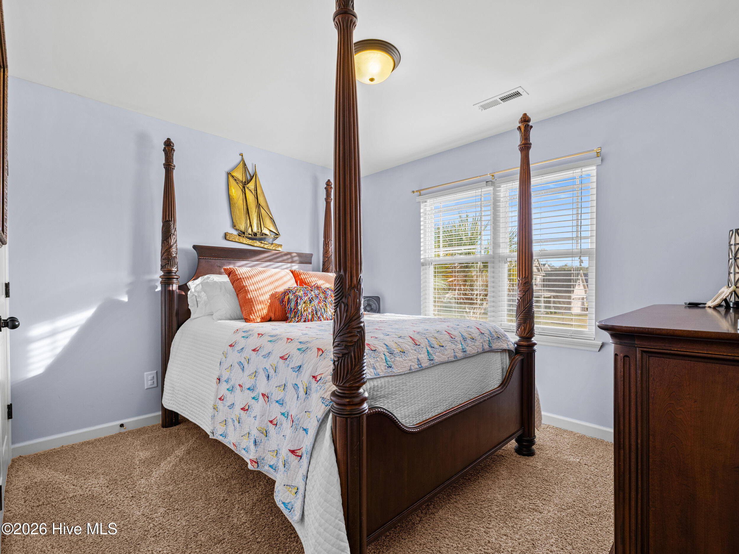 100559159 | Photo 46