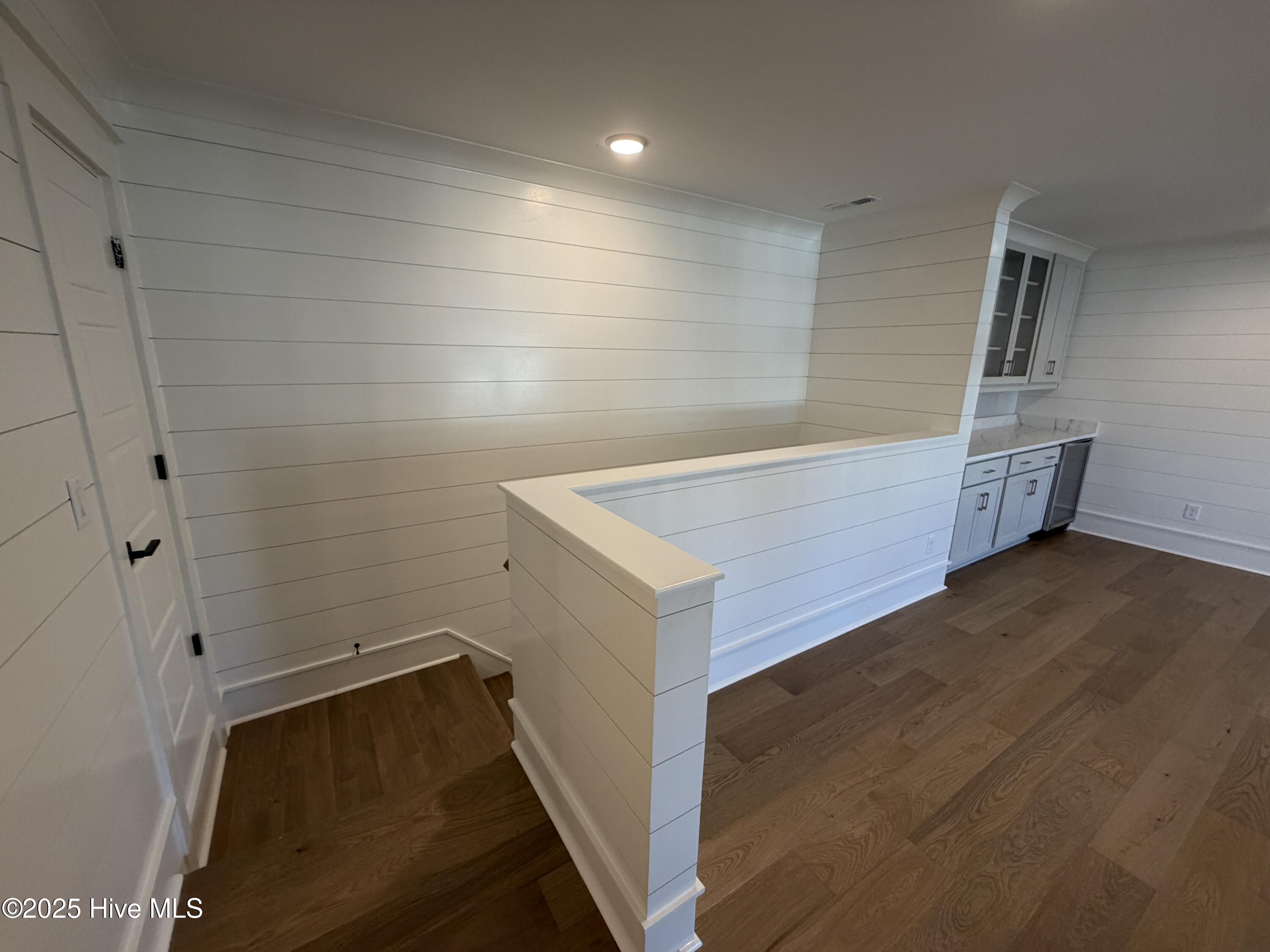 100518580 | Photo 50