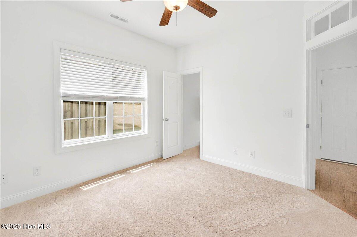 100521478 | Photo 14