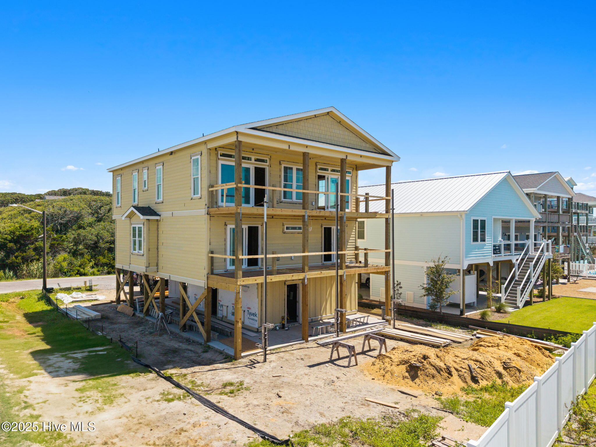 2-web-or-mls-CAMMediaLLC.com (13 of 13)