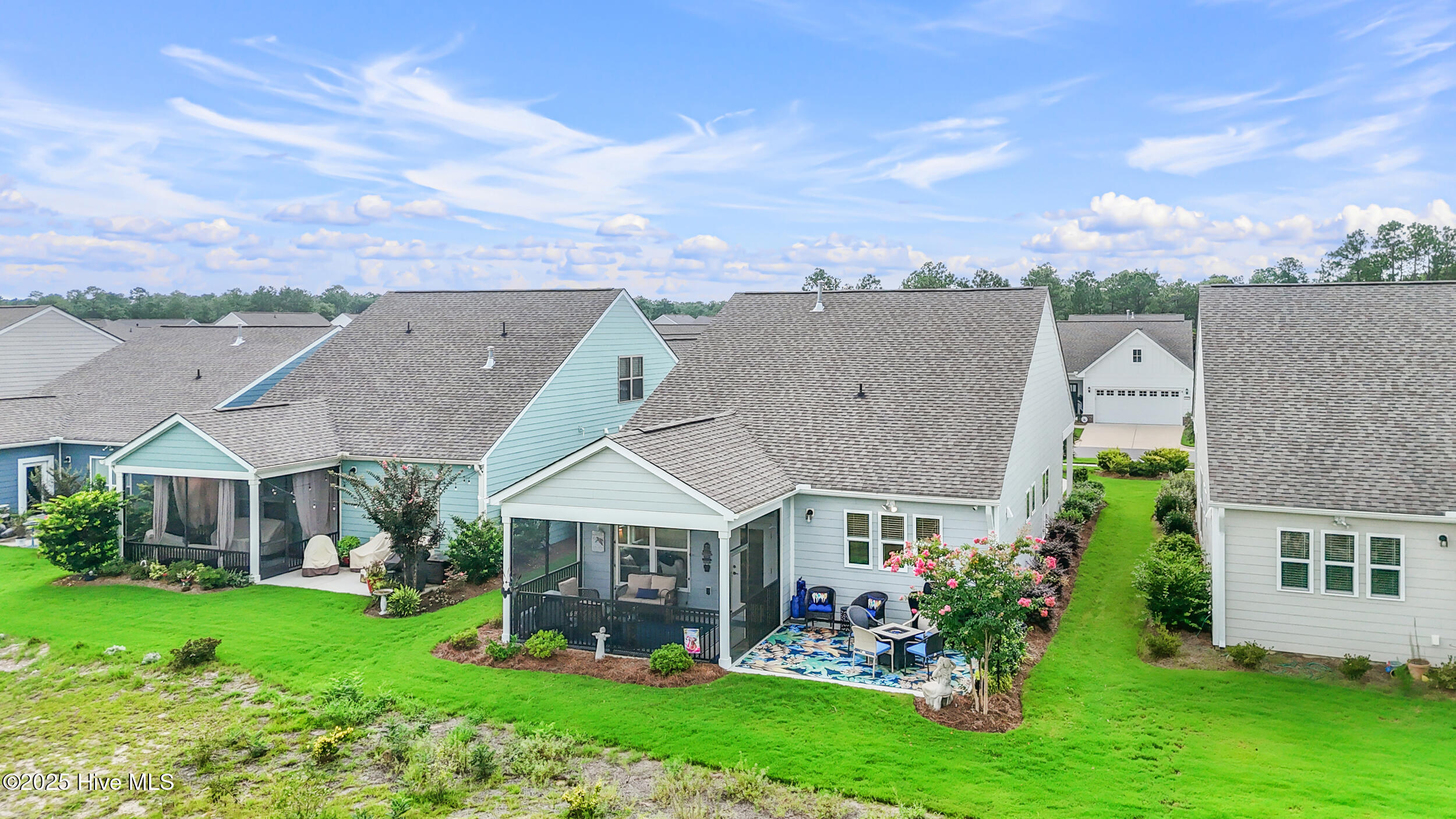 100525242 | Photo 55