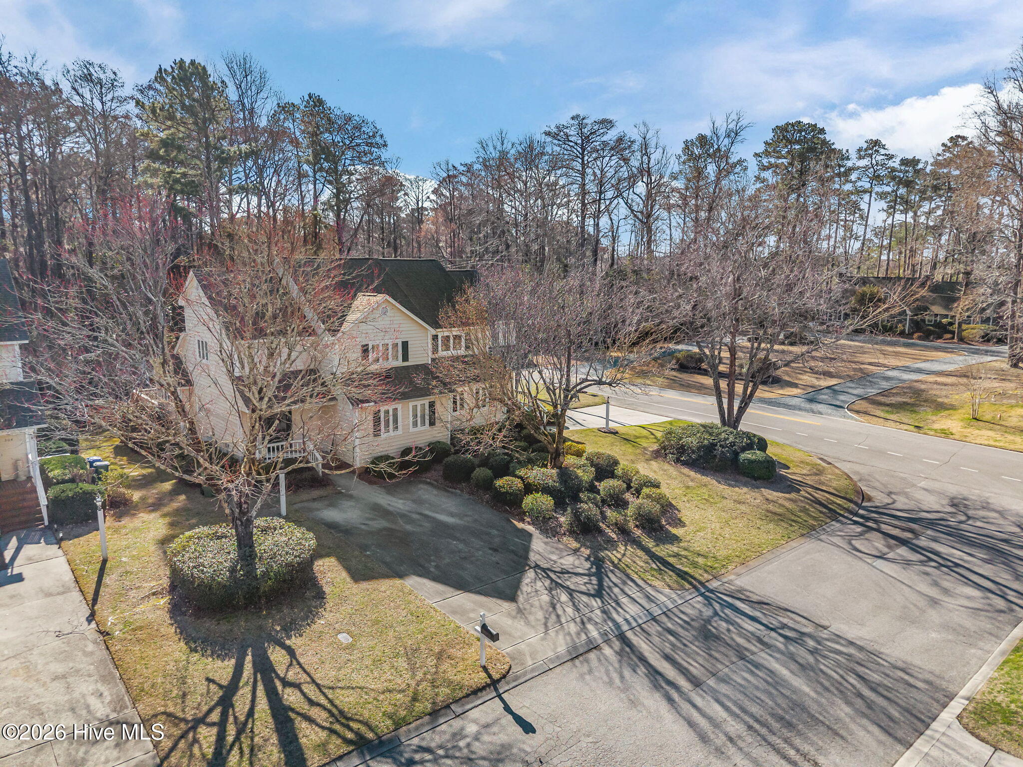 100557388 | Photo 54